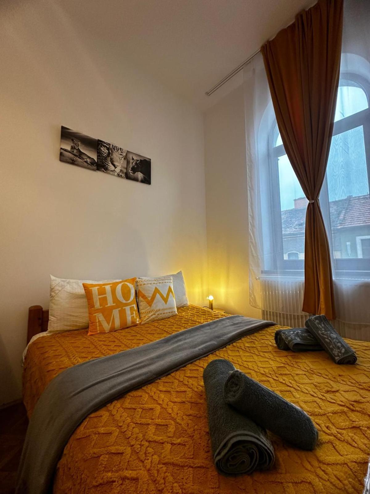 Stay Inn Central 브라쇼브 외부 사진